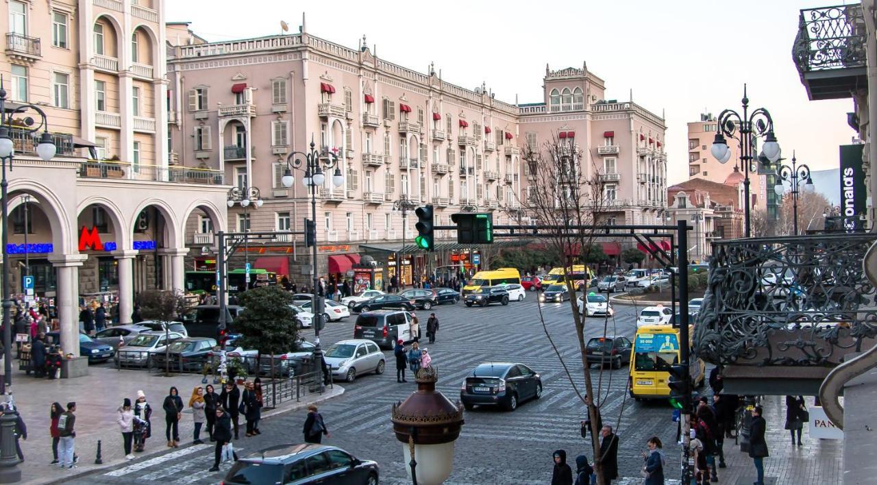 Paradise Hostel Tbilisi ภายนอก รูปภาพ